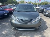Used 2014 Toyota Sienna L image 2