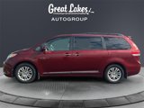 Used 2014 Toyota Sienna XLE image 2