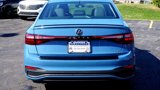 New 2025 Volkswagen Jetta SE image 4