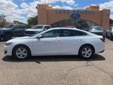 Used 2023 Chevrolet Malibu LT image 2