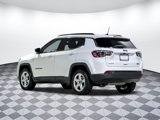 Used 2023 Jeep Compass Latitude image 3