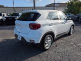 Used 2022 Hyundai Venue SE image 5