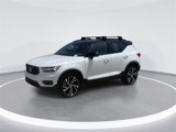 Used 2021 Volvo XC40 T4 R-Design w/ Advanced Package image 3