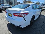 Used 2019 Toyota Camry SE image 3