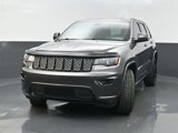 Used 2017 Jeep Grand Cherokee Altitude image 3