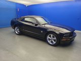 Used 2009 Ford Mustang GT image 2
