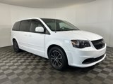 Used 2016 Dodge Grand Caravan SE image 3