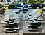 Used 2018 Toyota Camry XLE image 2