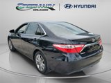 Used 2017 Toyota Camry SE image 3