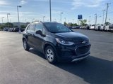 Used 2022 Chevrolet Trax LT w/ LT Convenience Package image 2