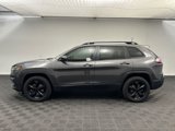 Used 2020 Jeep Cherokee Latitude Plus image 2