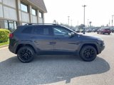 Used 2016 Jeep Cherokee Trailhawk image 4