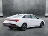 New 2025 Hyundai Elantra SEL image 5