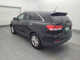 Used 2017 Kia Sorento LX image 3