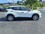New 2025 Nissan Kicks Play S image 3