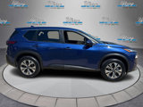 Used 2023 Nissan Rogue SV image 2