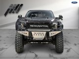 Used 2022 Ford F350 Lariat w/ Black Appearance Package image 3