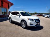 Used 2020 Nissan Rogue SV image 3