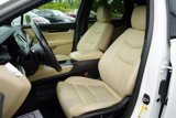 Used 2017 Cadillac XT5 FWD image 2