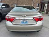 Used 2017 Toyota Camry XLE image 3