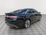 Used 2017 Lincoln MKZ Reserve image 4
