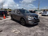 Used 2018 Nissan Rogue SL w/ Premium Package image 4
