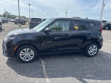 Used 2022 Kia Soul LX image 4