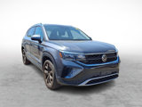 Used 2023 Volkswagen Taos SE w/ Panoramic Sunroof Package image 2