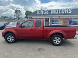 Used 2013 Nissan Frontier SV image 3