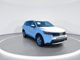 Used 2022 Kia Sorento LX image 2
