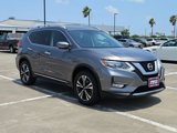 Used 2017 Nissan Rogue SL image 3
