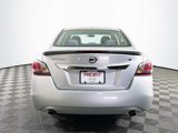 Used 2015 Nissan Altima 2.5 S w/ Sport Value Package image 4