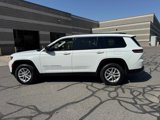 Used 2023 Jeep Grand Cherokee L Laredo image 3