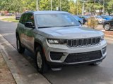 New 2024 Jeep Grand Cherokee Laredo w/ Luxury Tech Group I image 4