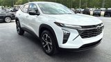 New 2025 Chevrolet Trax RS image 3