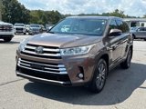 Used 2018 Toyota Highlander XLE image 4