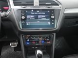 Used 2023 Volkswagen Tiguan SE R-Line image 3