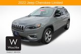 Used 2022 Jeep Cherokee Limited image 3