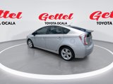 Used 2015 Toyota Prius Five image 6