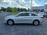 Used 2013 Hyundai Sonata GLS w/ Popular Equipment Pkg image 2
