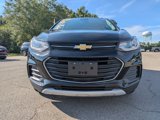 Used 2022 Chevrolet Trax LT w/ LT Convenience Package image 3