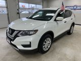 Used 2017 Nissan Rogue S image 2