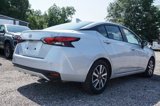 Used 2023 Nissan Versa SV image 3