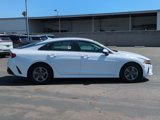 Used 2022 Kia K5 LXS image 5