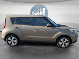 Certified 2016 Kia Soul image 2