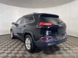 Used 2016 Jeep Cherokee Latitude w/ Safety/Convenience Group image 5