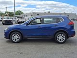 Used 2017 Nissan Rogue S image 4