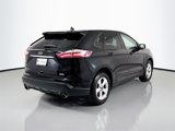Used 2020 Ford Edge SE image 5