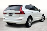 Certified 2022 Volvo XC60 B5 Momentum image 2