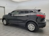 Used 2018 Nissan Rogue Sport S image 3